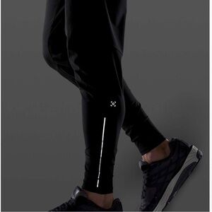 EUC Lululemon Surge Hybrid Pant Size M Black